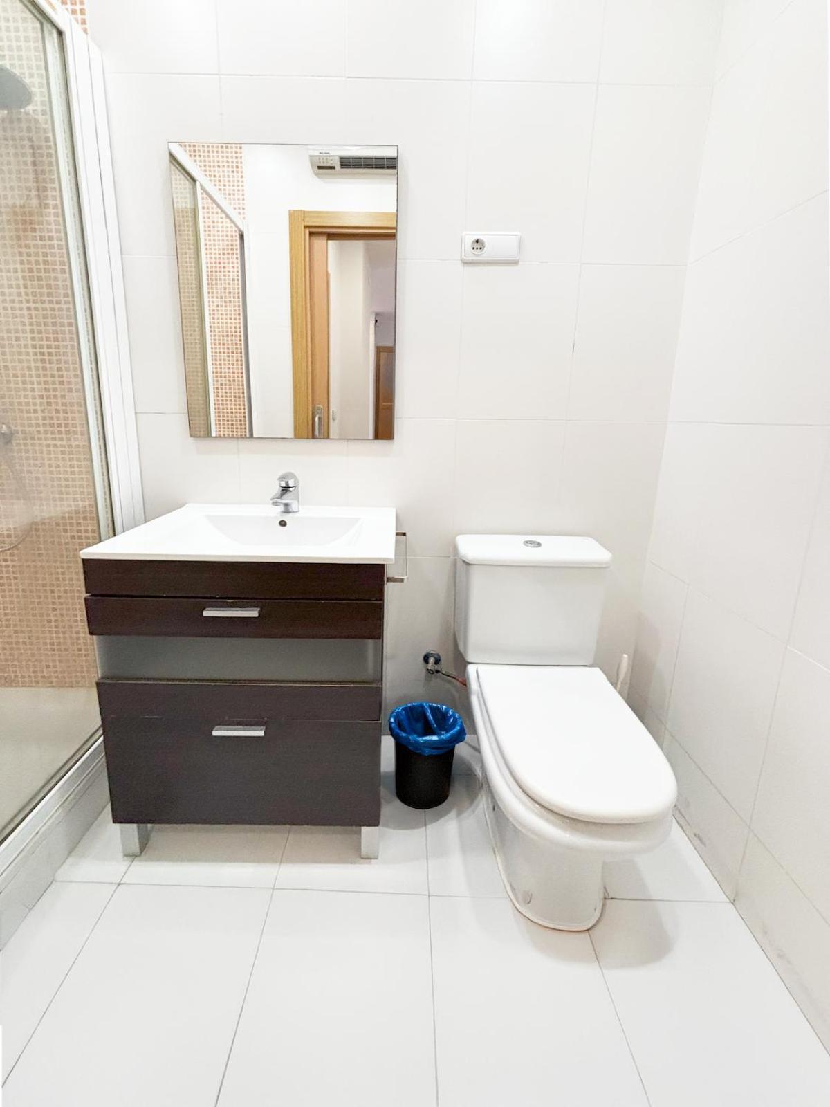Apartamento Con Patio Luminoso Y Amplio Madrid